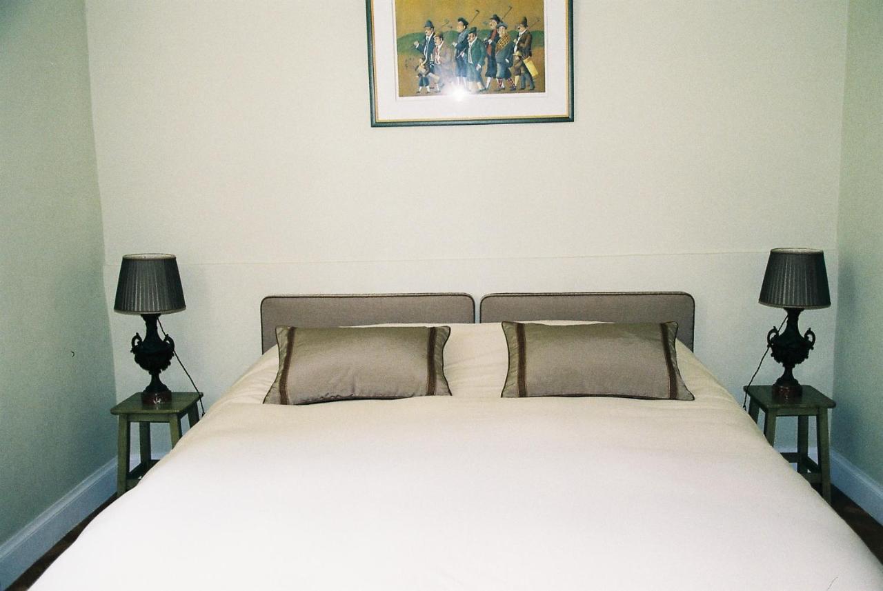 Bed and Breakfast Le Pavillon De Vallet Ате-сюр-Шер Экстерьер фото